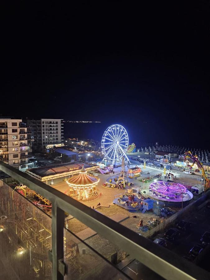 Mamaia Nord Vip Aparthotel Năvodari Exterior foto