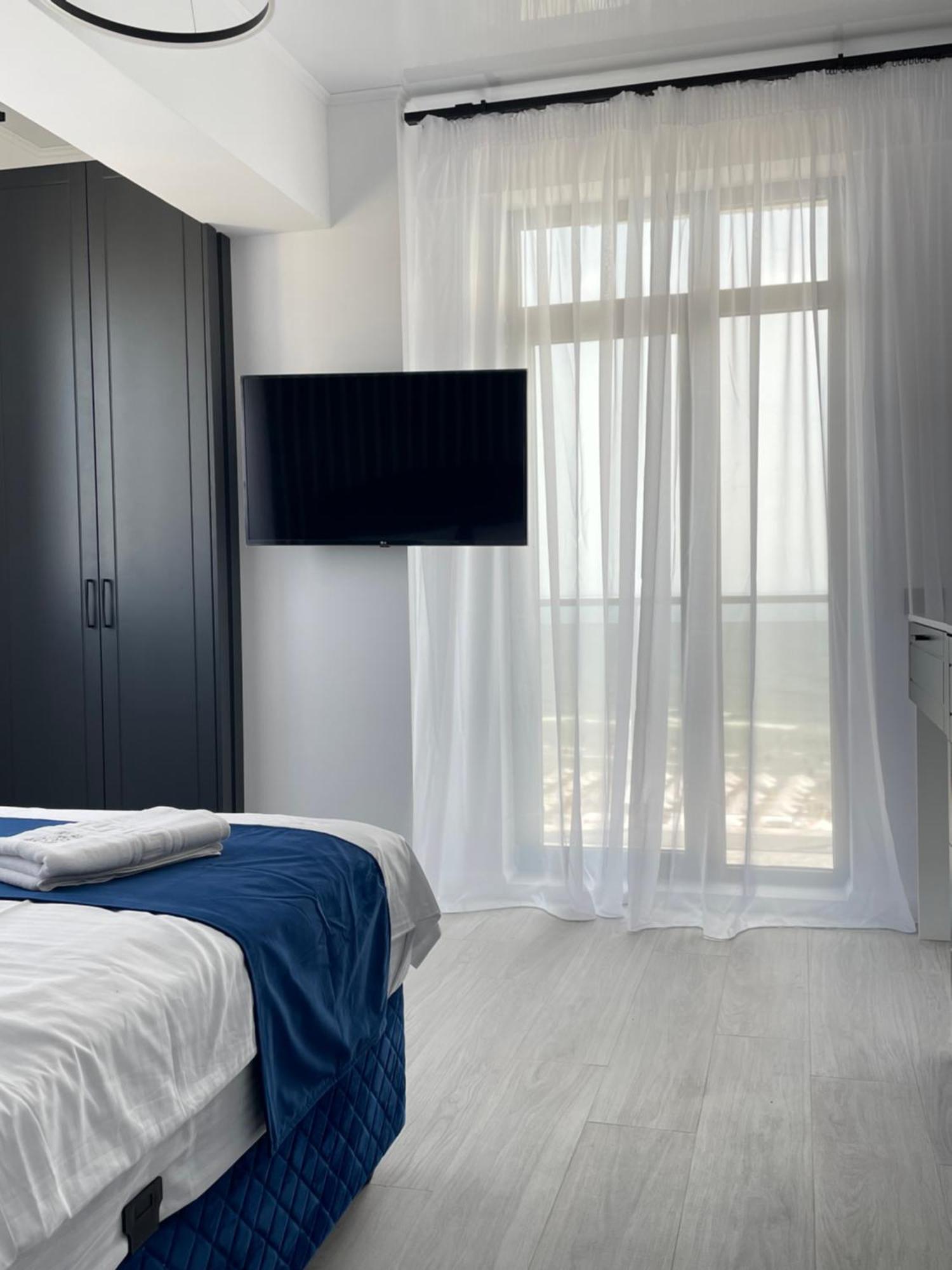 Mamaia Nord Vip Aparthotel Năvodari Exterior foto