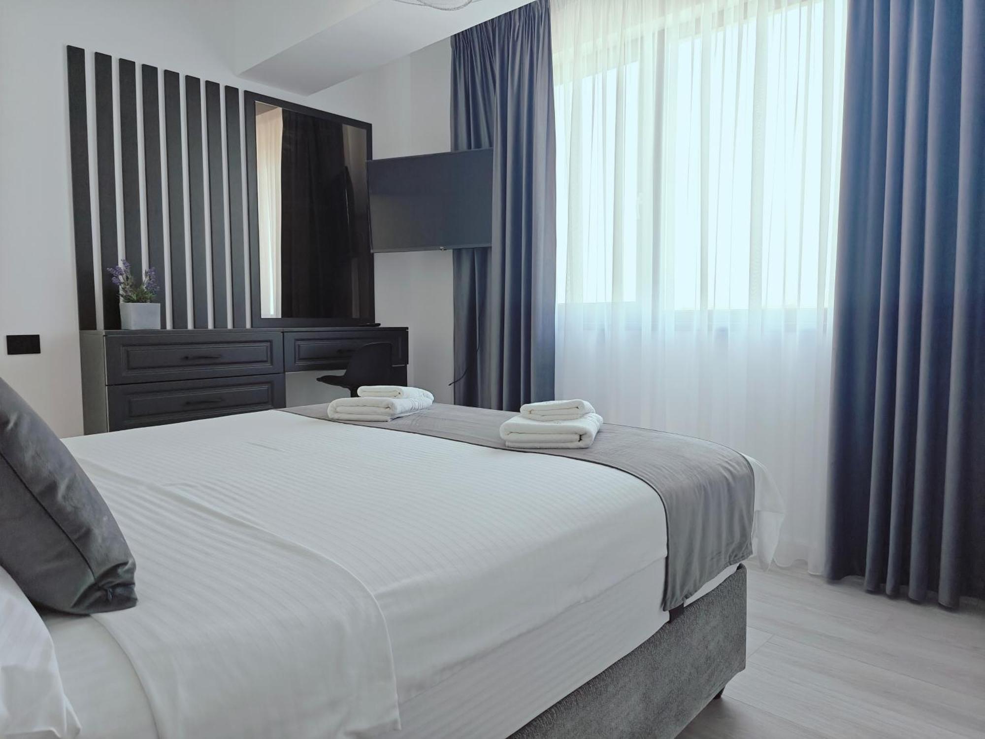 Mamaia Nord Vip Aparthotel Năvodari Exterior foto